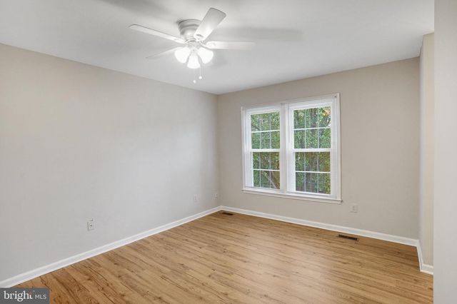 14623 LOCK DR, Centreville, VA 20120