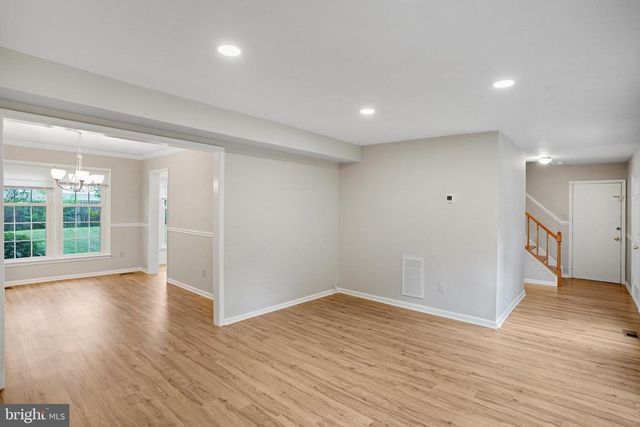 14623 LOCK DR, Centreville, VA 20120