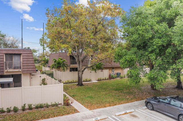 7520 75th Way, West Palm Beach, FL 33407