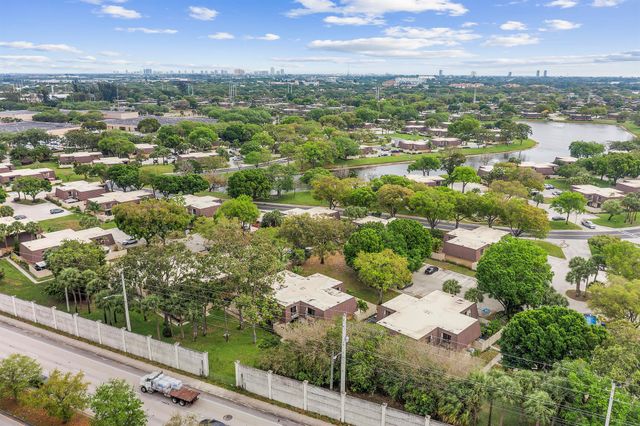 7520 75th Way, West Palm Beach, FL 33407