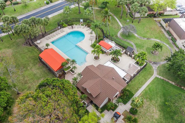 7520 75th Way, West Palm Beach, FL 33407