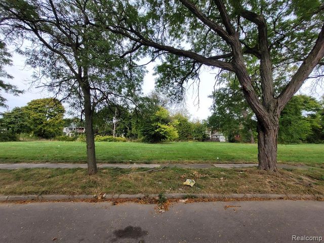 3280 Canton Street, Detroit, MI 48207