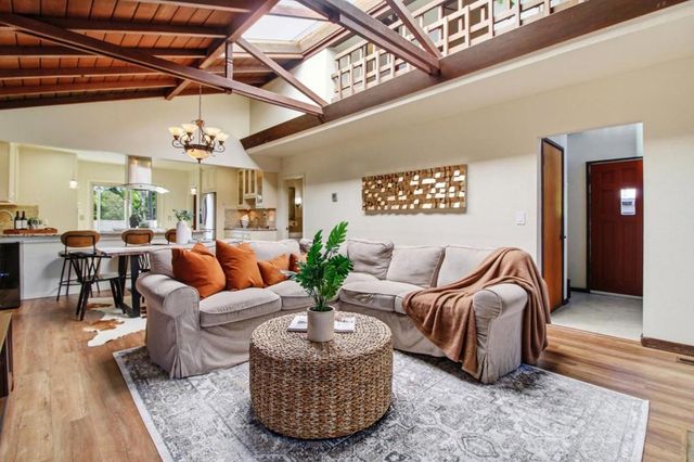 2044 Monroe Avenue, Belmont, CA 94002