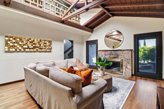 2044 Monroe Avenue, Belmont, CA 94002