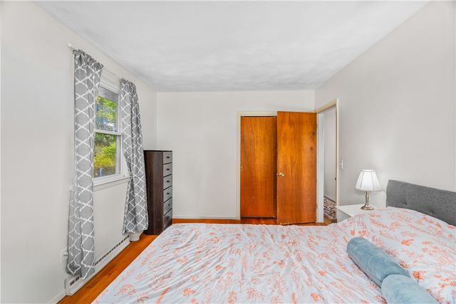 20 Namquid Drive, Middletown, RI 02842