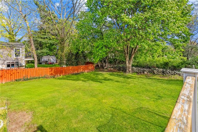 20 Namquid Drive, Middletown, RI 02842