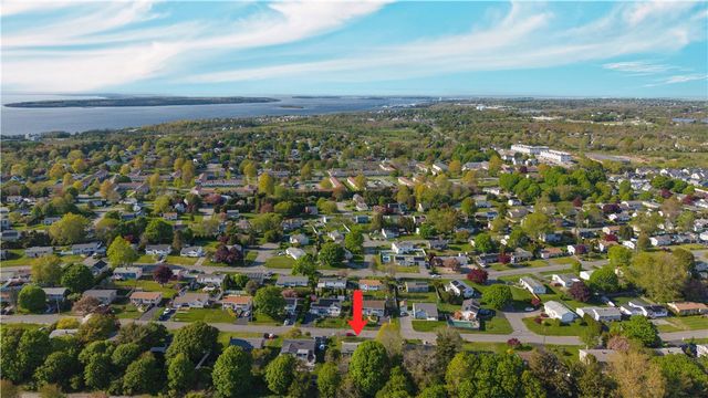 20 Namquid Drive, Middletown, RI 02842