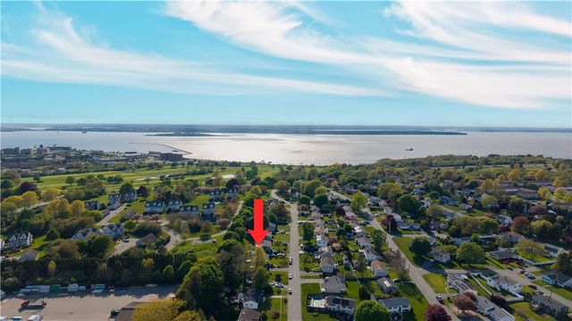 20 Namquid Drive, Middletown, RI 02842