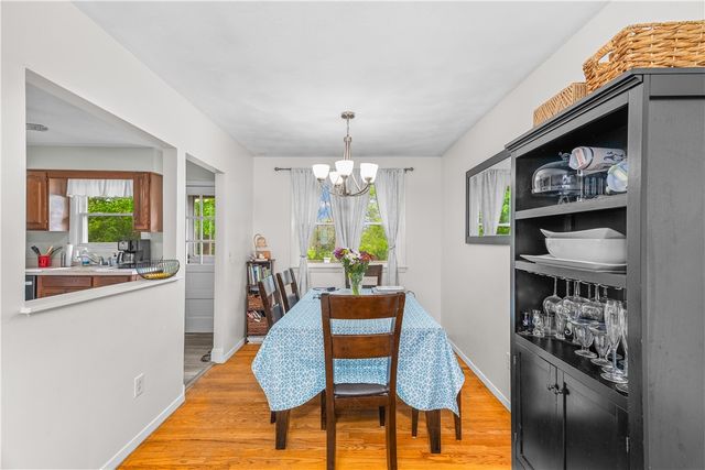 20 Namquid Drive, Middletown, RI 02842