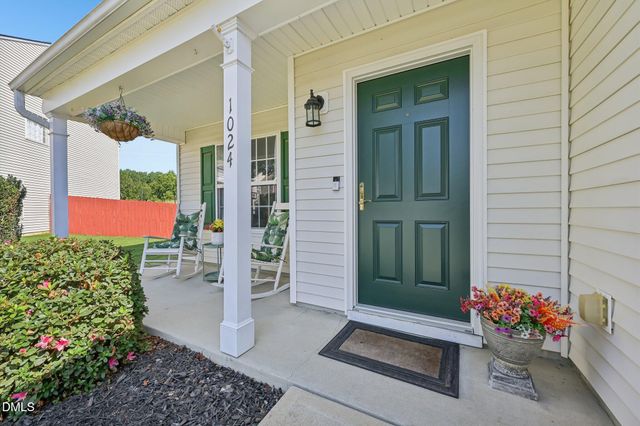1024 Lockberry Court, Clayton, NC 27520