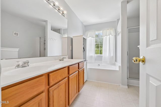 1024 Lockberry Court, Clayton, NC 27520
