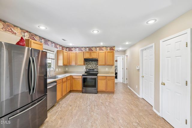 1024 Lockberry Court, Clayton, NC 27520