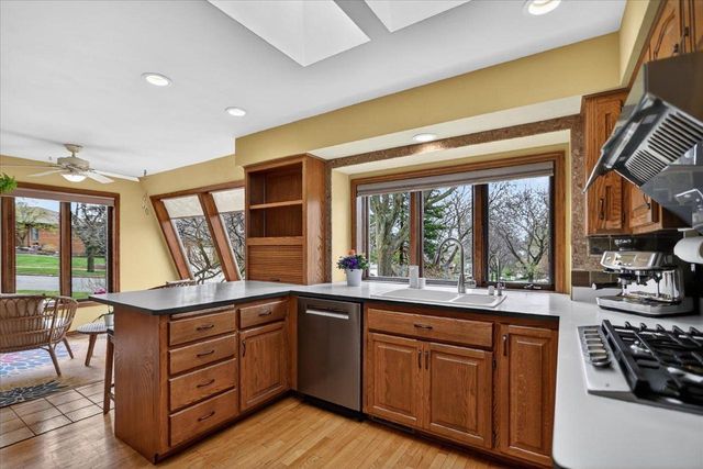 7738 Hillcrest Avenue, Middleton, WI 53562