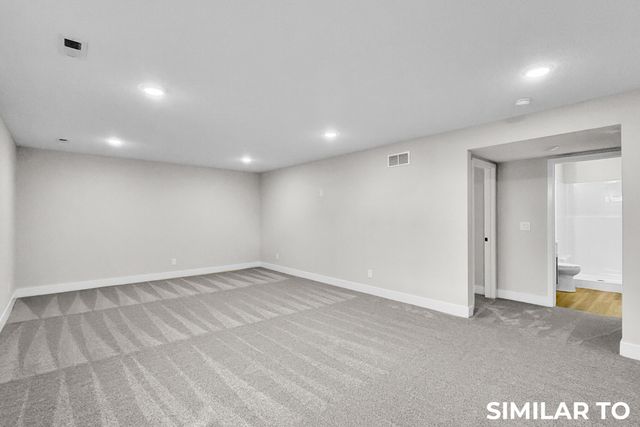 329 Veterans Boulevard, Knoxville, IA 50138