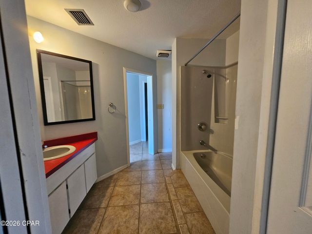 1107 Rhode Island Avenue, Lynn Haven, FL 32444