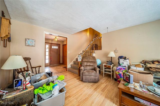 1990 Short Road, Thompson, OH 44086