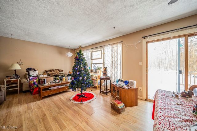 1990 Short Road, Thompson, OH 44086