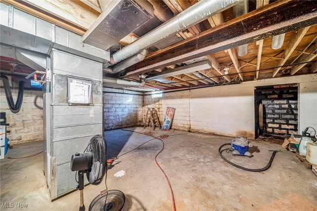 1990 Short Road, Thompson, OH 44086