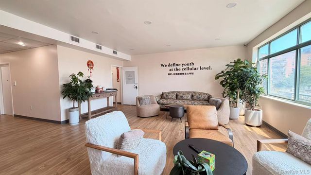 13681 Roosevelt Avenue 3rd FL, Flushing, NY 11354