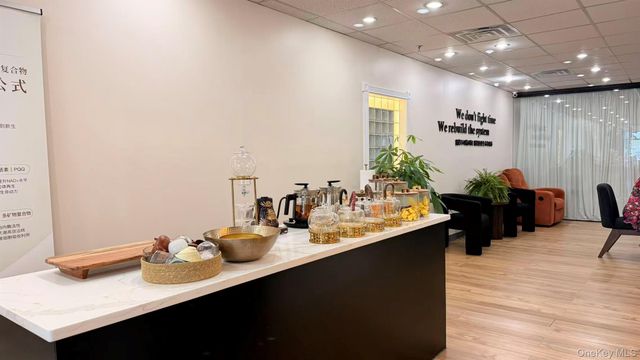 13681 Roosevelt Avenue 3rd FL, Flushing, NY 11354