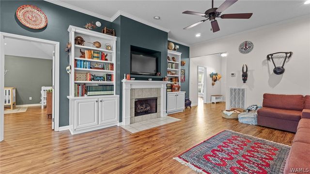 2000 Lenox, Tuscaloosa, AL 35405
