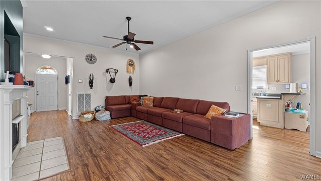 2000 Lenox, Tuscaloosa, AL 35405