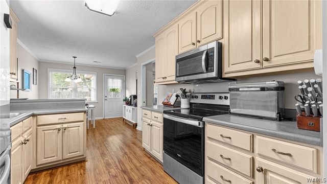 2000 Lenox, Tuscaloosa, AL 35405