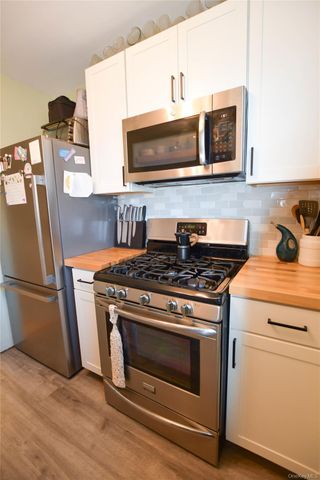 5 Fairharbor Drive 5, Patchogue, NY 11772