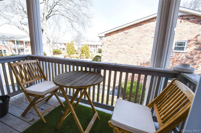 5 Fairharbor Drive 5, Patchogue, NY 11772