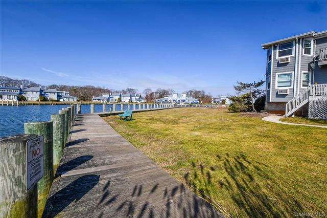 5 Fairharbor Drive 5, Patchogue, NY 11772