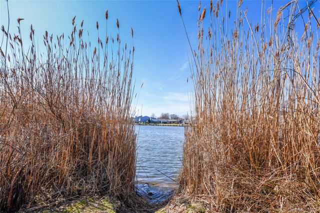 5 Fairharbor Drive 5, Patchogue, NY 11772