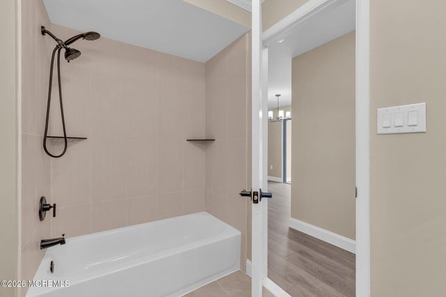 168 Amberly Drive D, Manalapan, NJ 07726