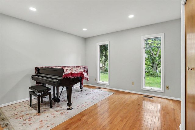 3409 Tamsin Avenue, Kalamazoo, MI 49008
