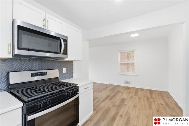 6712 Blondo Street, Omaha, NE 68104