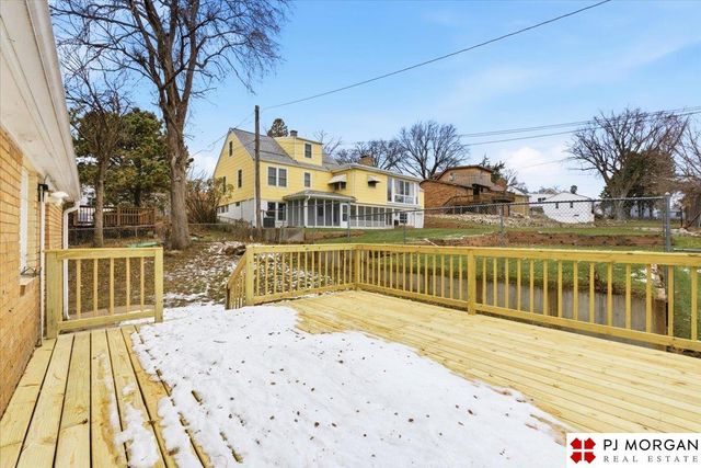 6712 Blondo Street, Omaha, NE 68104