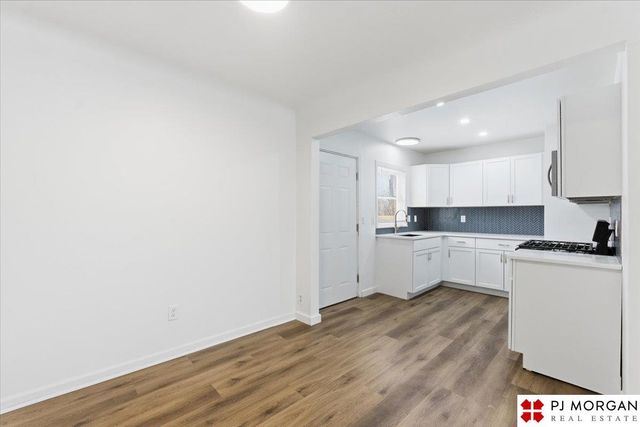 6712 Blondo Street, Omaha, NE 68104