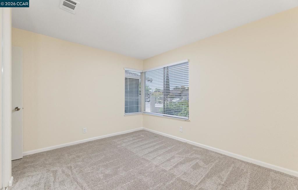 Image 19 of property listing at 1200 Skyline Dr, Vallejo, CA 94591