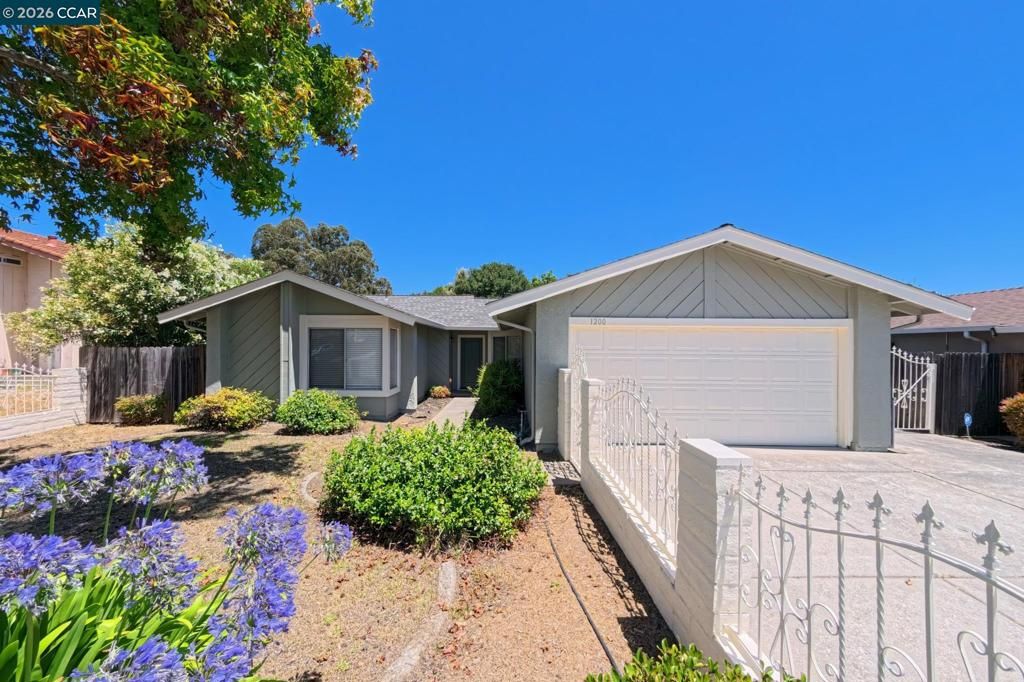 Image 21 of property listing at 1200 Skyline Dr, Vallejo, CA 94591