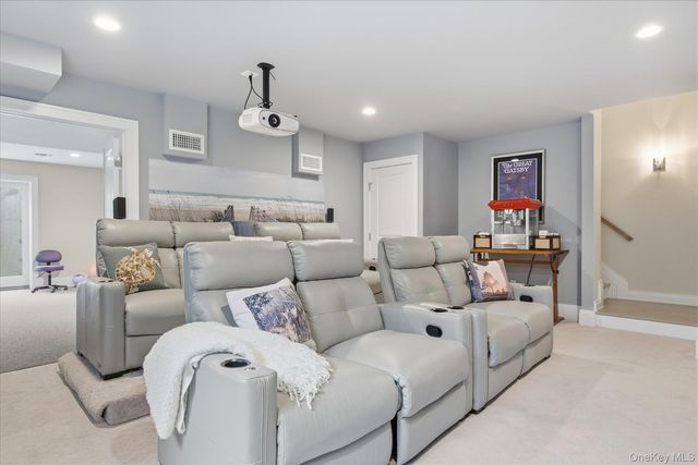 12 Terry Dr., Shelter Island, NY 11964