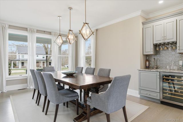 12 Terry Dr., Shelter Island, NY 11964
