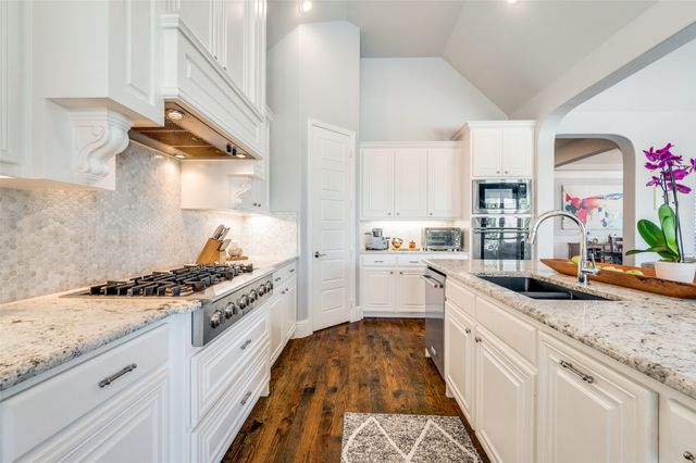 6708 Stallion Ranch Road, Frisco, TX 75034