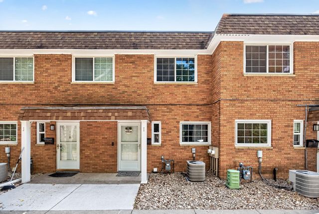 1860 Mcmenemy Street I, Maplewood, MN 55117