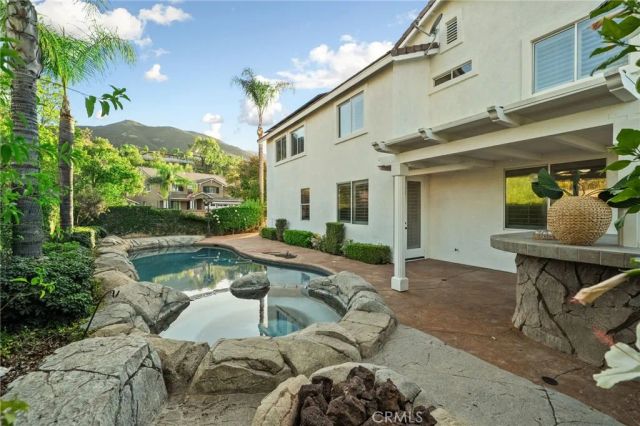 1602 Spyglass Drive, Corona, CA 92883