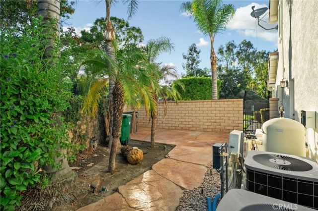 1602 Spyglass Drive, Corona, CA 92883