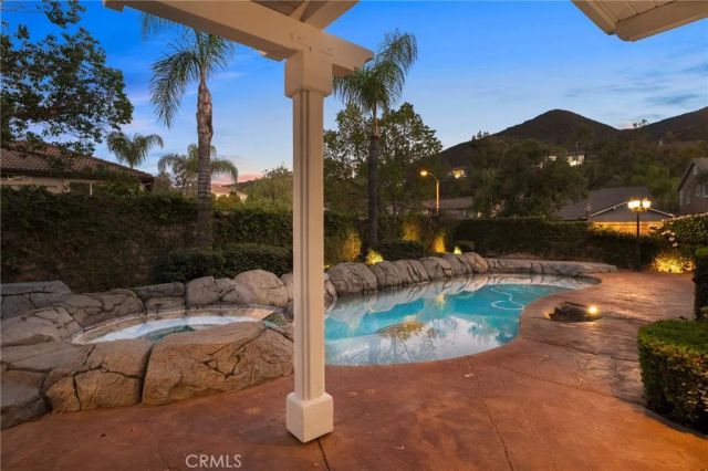 1602 Spyglass Drive, Corona, CA 92883