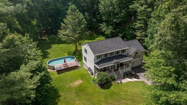 32 Kristin Dr, Derry, NH 03038