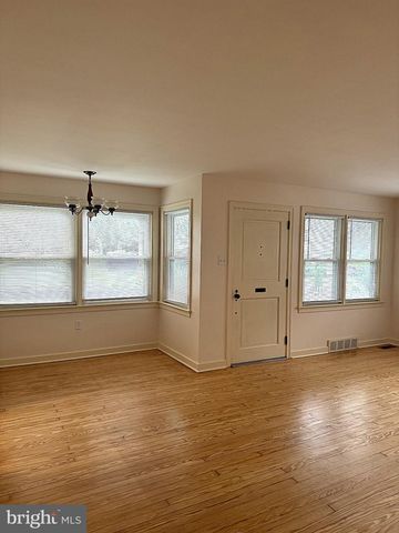 122 ELIZABETH ST, Millersville, PA 17551
