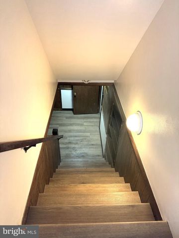 122 ELIZABETH ST, Millersville, PA 17551