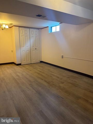 122 ELIZABETH ST, Millersville, PA 17551