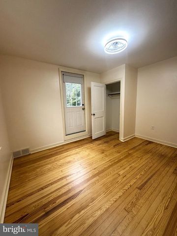 122 ELIZABETH ST, Millersville, PA 17551